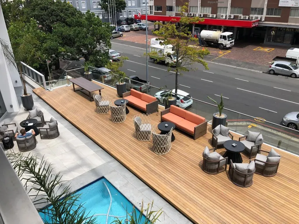 Garapa commerical deck